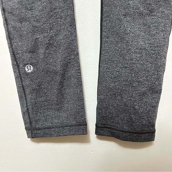 Lululemon Speed Up Crop 21” Size 6 - Picture 8 of 10